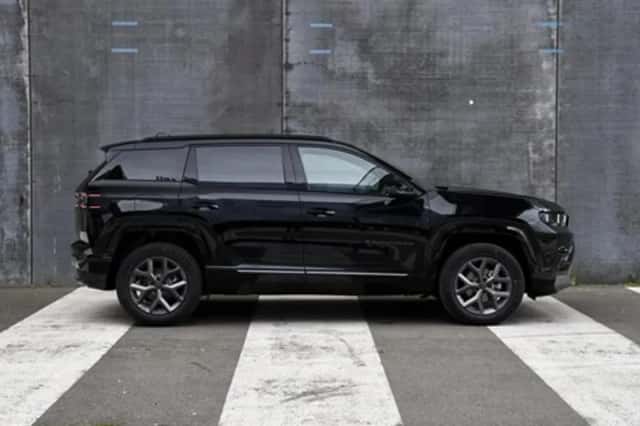Jeep Compass (2026) thumbnail 5