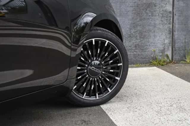Fiat 500C (2026) thumbnail 8