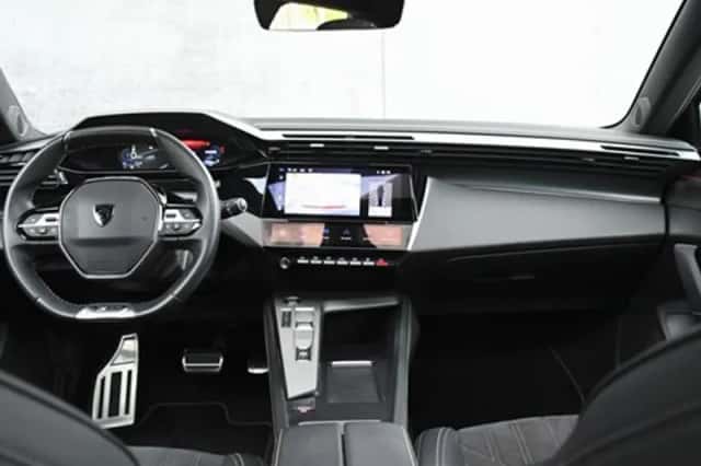 Peugeot 308 (2023) thumbnail 16
