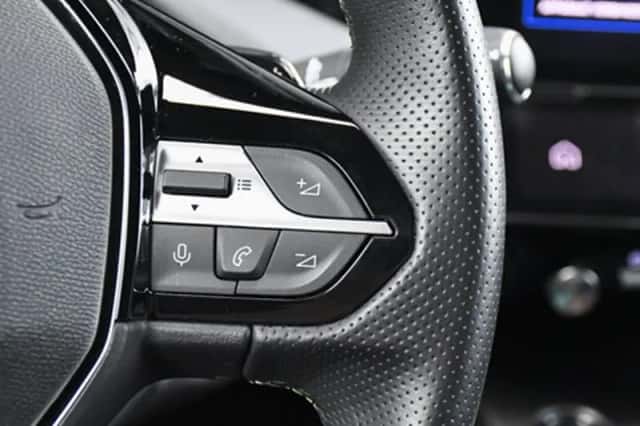 Peugeot 308 (2023) thumbnail 31