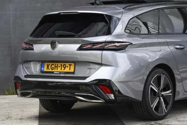 Peugeot 308 (2023) thumbnail 7