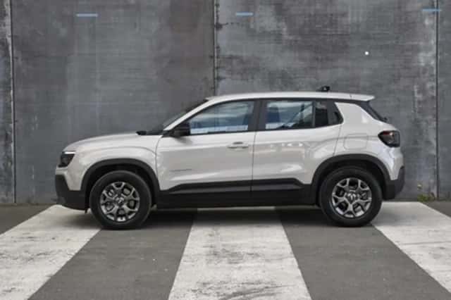 Jeep Avenger (2025) thumbnail 3