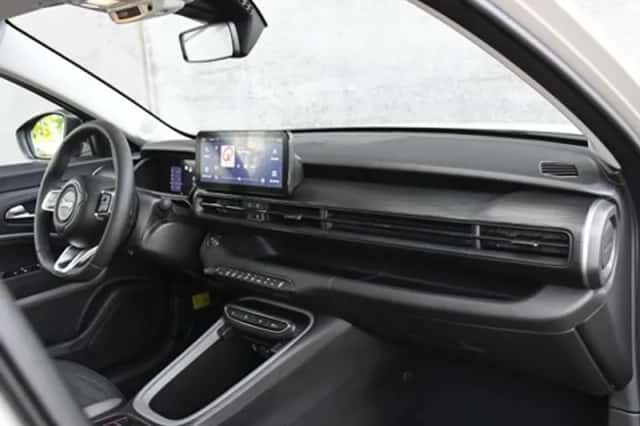 Jeep Avenger (2025) thumbnail 9