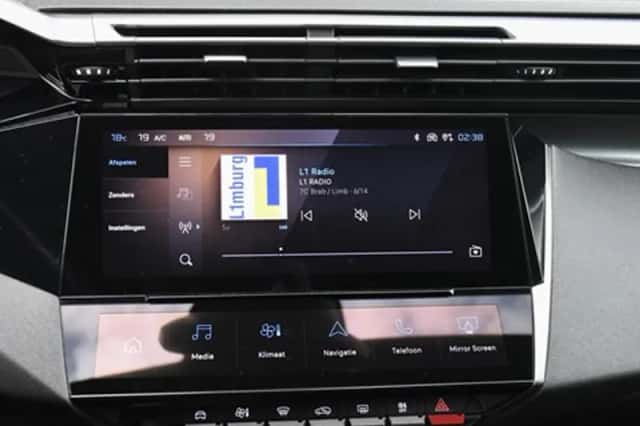 Peugeot 308 (2023) thumbnail 23