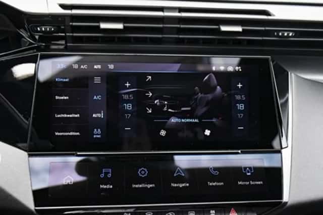 Peugeot 308 (2023) thumbnail 27