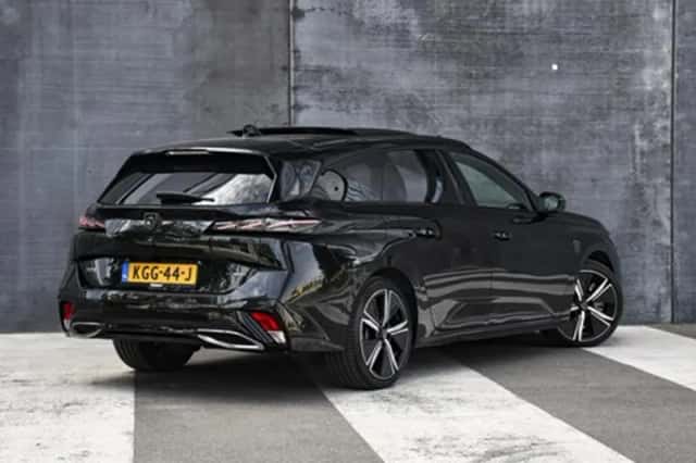 Peugeot 308 (2023) thumbnail 6