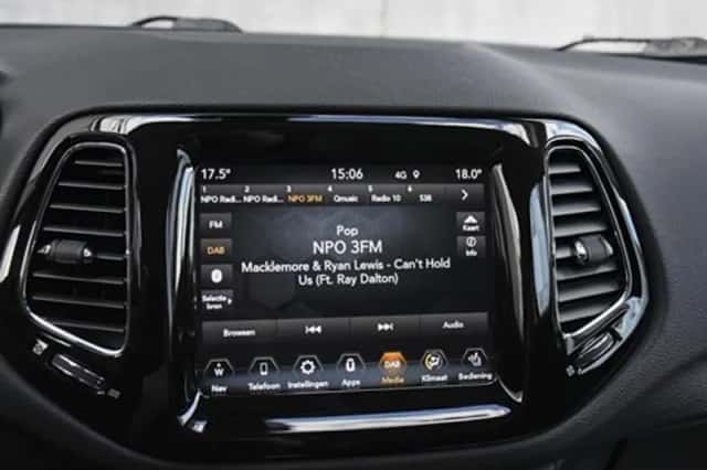 Jeep Compass (2020) thumbnail 17