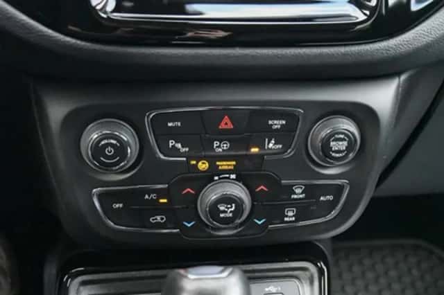 Jeep Compass (2020) thumbnail 22