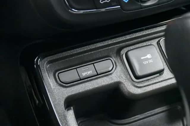 Jeep Compass (2020) thumbnail 24