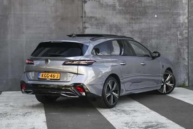 Peugeot 308 (2023) thumbnail 6