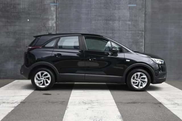 Opel Crossland X (2020) thumbnail 4