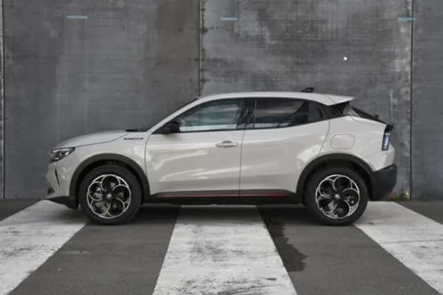 Alfa Romeo Junior (2026) thumbnail 4