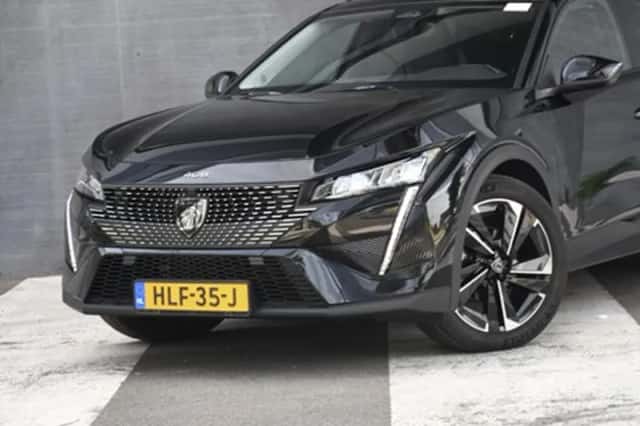 Peugeot 408 (2025) thumbnail 2