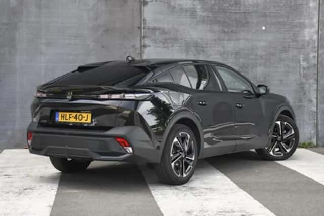 Peugeot 408 (2025) thumbnail 5