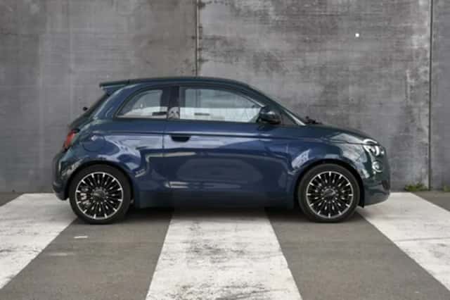Fiat 500e (2023) thumbnail 4
