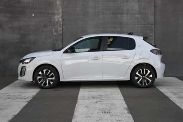 Peugeot e-208 (2026) thumbnail 3