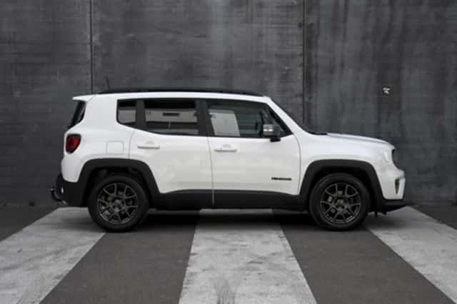 Jeep Renegade (2019) thumbnail 5