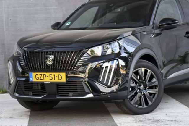 Peugeot 2008 (2025) thumbnail 2