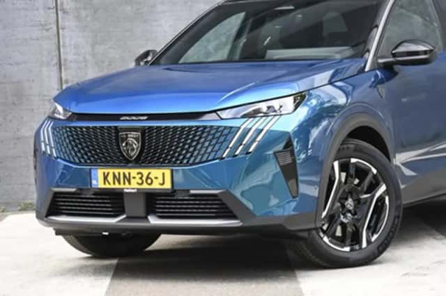 Peugeot 5008 (2026) thumbnail 2