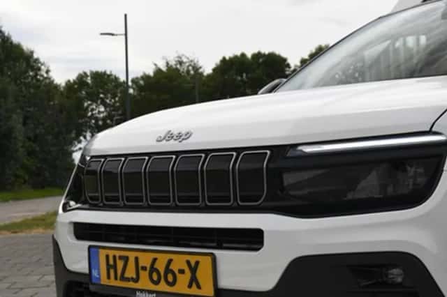 Jeep Avenger (2025) thumbnail 3