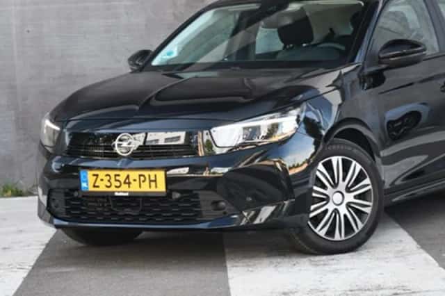Opel Corsa (2024) thumbnail 2