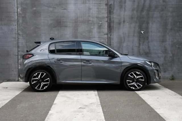 Peugeot 208 (2024) thumbnail 4
