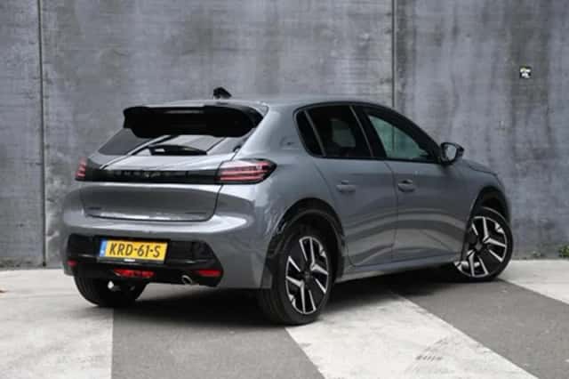 Peugeot 208 (2024) thumbnail 5