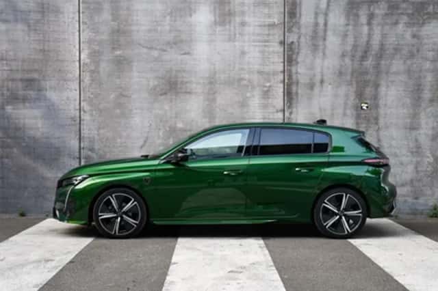 Peugeot 308 (2024) thumbnail 3