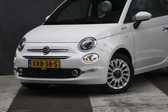 Fiat 500C (2022) thumbnail 2