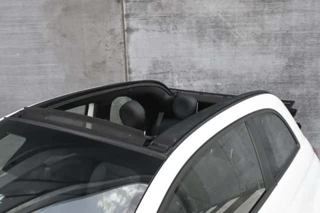 Fiat 500C (2021) thumbnail 3