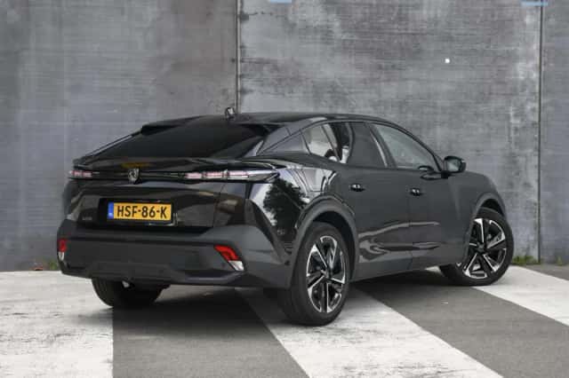 Peugeot 408 (2025) thumbnail 5