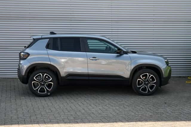 Jeep Avenger (2025) thumbnail 4