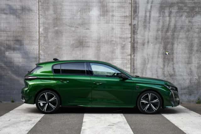 Peugeot 308 (2024) thumbnail 4