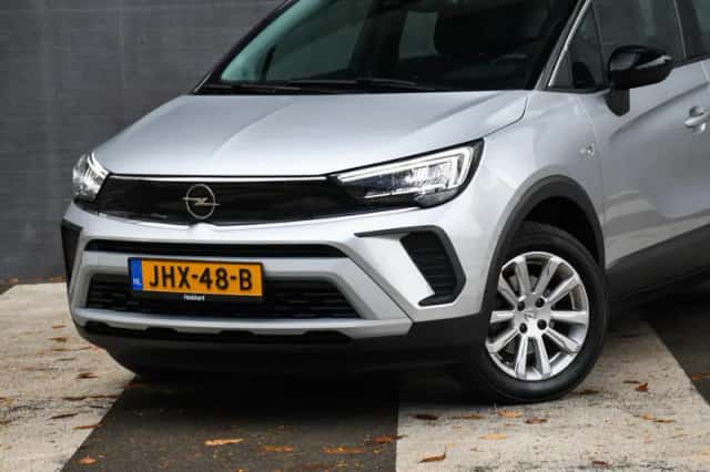 Opel Crossland (2022) thumbnail 2