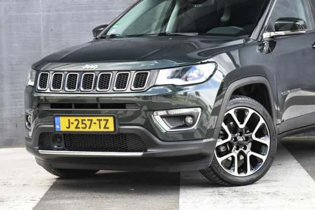 Jeep Compass (2020) thumbnail 2