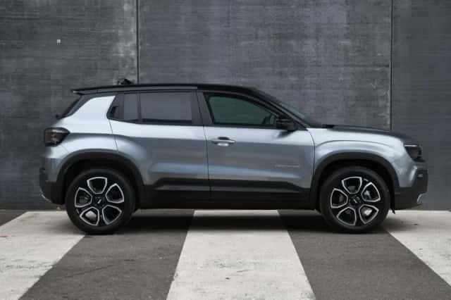 Jeep Avenger (2025) thumbnail 4