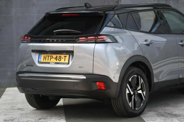 Peugeot e-2008 (2025) thumbnail 6