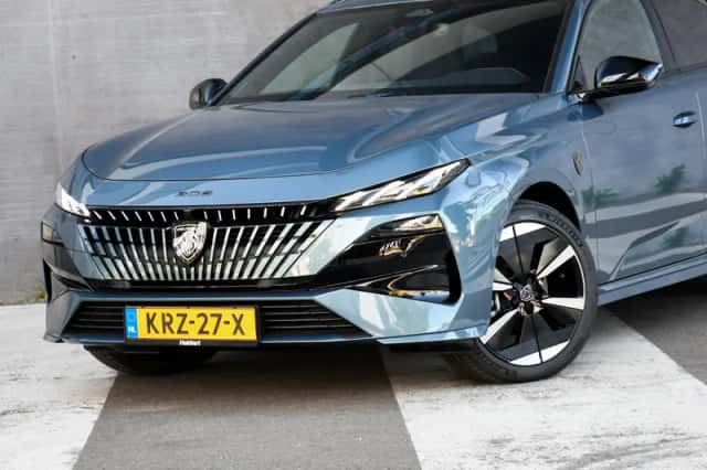 Peugeot e-308 (2026) thumbnail 2