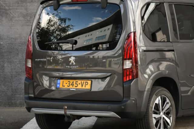 Peugeot Rifter (2021) thumbnail 6