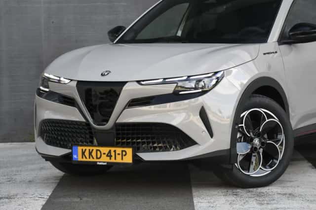 Alfa Romeo Junior (2026) thumbnail 2