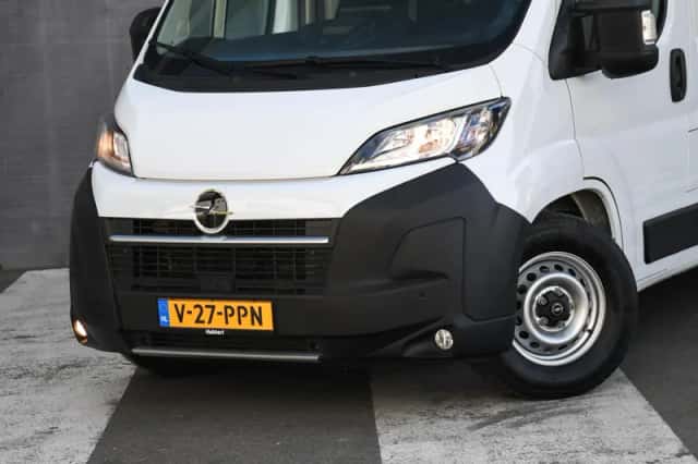 Opel Movano (2024) thumbnail 2