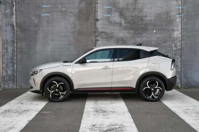 Alfa Romeo Junior (2025) thumbnail 3