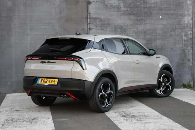 Alfa Romeo Junior (2025) thumbnail 5