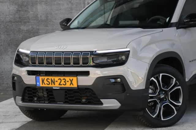 Jeep Avenger (2025) thumbnail 2