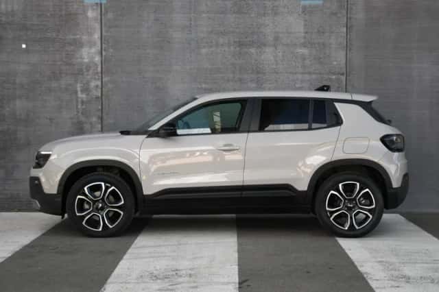 Jeep Avenger (2025) thumbnail 3