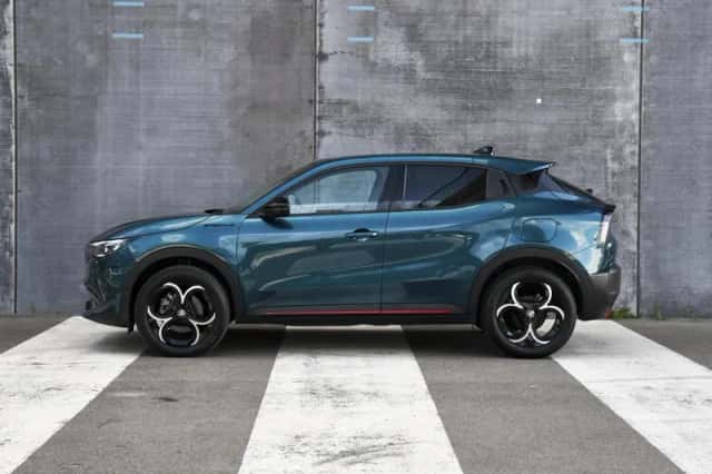 Alfa Romeo Junior (2025) thumbnail 3