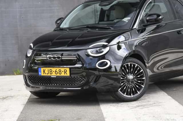 Fiat 500C (2026) thumbnail 2