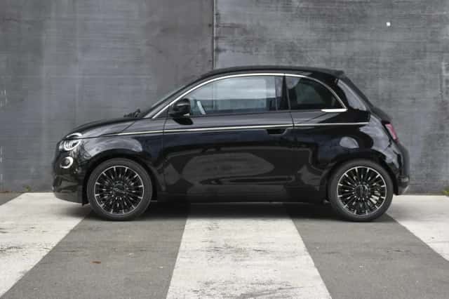 Fiat 500C (2026) thumbnail 4
