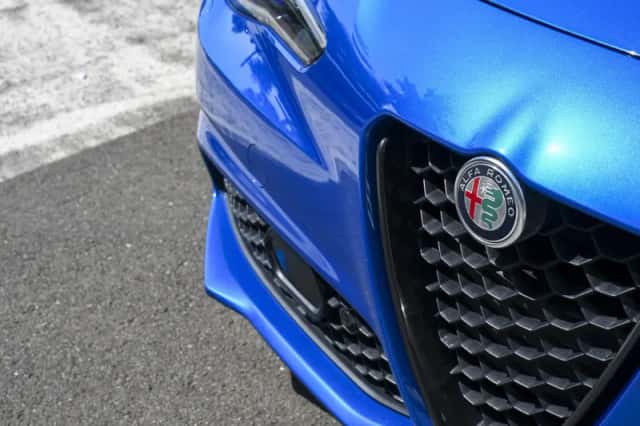 Alfa Romeo Giulia (2019) thumbnail 6
