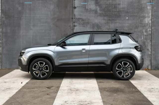 Jeep Avenger (2025) thumbnail 3
